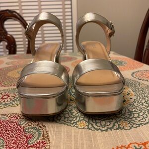 GORGEOUS Soda silver platform sandals